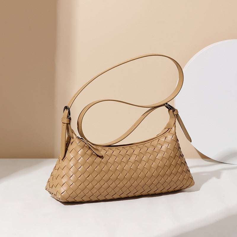 Woven Messenger Bag Shoulder Portable Fashion All-Match Commuter Underarm Bag Delivery - Image 3